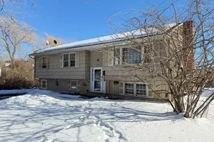 409 Boston St, Guilford, CT 06437 - Photo 3