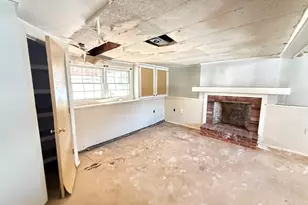 409 Boston St, Guilford, CT 06437 - Photo 23