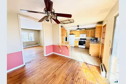 409 Boston Street, Guilford, CT 06437 - Photo 11