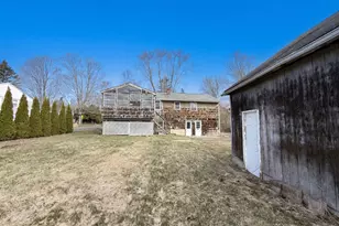 409 Boston St, Guilford, CT 06437 - Photo 7