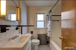 25 Clover St, Stratford, CT 06614 - Photo 7