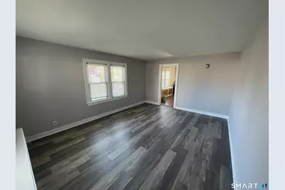 25 Clover Street, Stratford, CT 06614 - Photo 3