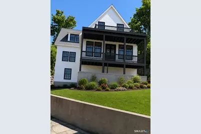 31 Circle Avenue, Groton, CT 06340 - Photo 1