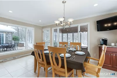 69 Forest Glen Drive, Woodbridge, CT 06525 - Photo 9