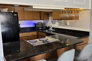 163 South St, Danbury, CT 06810 - Photo 3