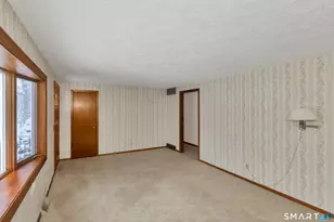 31 Sharren Ln, Enfield, CT 06082 - Photo 11