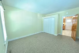 20 Elm St, Seymour, CT 06483 - Photo 9