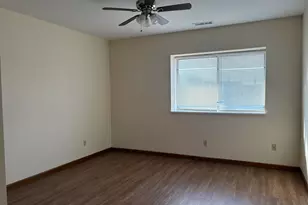 2059 Boston Ave, Bridgeport, CT 06610 - Photo 5