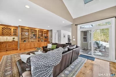 12 The Glade, Simsbury, CT 06070 - Photo 17