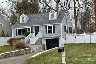 24 Deepwood Ln, Norwalk, CT 06854 - Photo 1