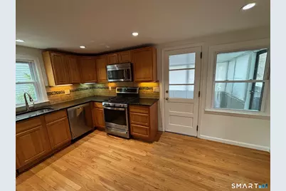 24 Deepwood Lane, Norwalk, CT 06854 - Photo 5