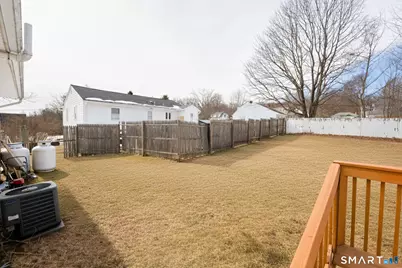 83 Essex Avenue, Waterbury, CT 06704 - Photo 15