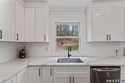 17 Valley Field Road South, Newtown, CT 06482 - Photo 11