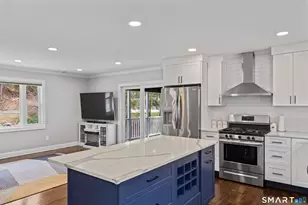 17 Valley Field Rd S, Newtown, CT 06482 - Photo 9