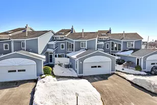 8 Oyster Landing Rd, Milford, CT 06460 - Photo 1