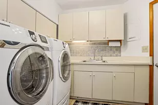 8 Oyster Landing Rd, Milford, CT 06460 - Photo 19