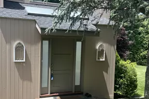 17 Ferry Ln, Westport, CT 06880 - Photo 3