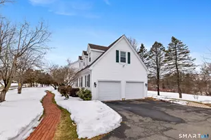 102 Orchard Hill Dr, Windsor Locks, CT 06096 - Photo 3