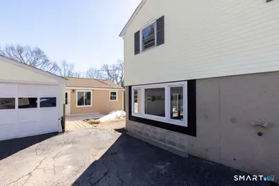 32 Cedar Lane, Montville, CT 06382 - Photo 3