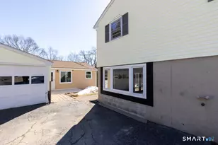 32 Cedar Ln, Montville, CT 06382 - Photo 3