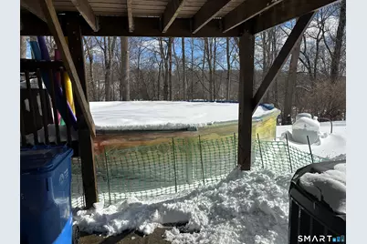 33 Sky View Circle, Hamden, CT 06514 - Photo 3