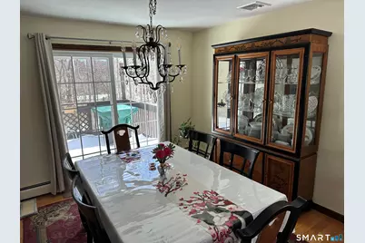 33 Sky View Circle, Hamden, CT 06514 - Photo 11