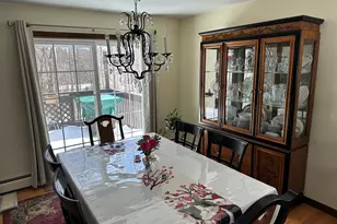 33 Sky View Cir, Hamden, CT 06514 - Photo 11