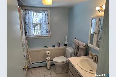 33 Sky View Circle, Hamden, CT 06514 - Photo 25