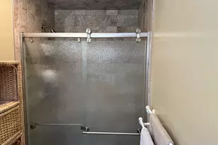 33 Sky View Cir, Hamden, CT 06514 - Photo 27