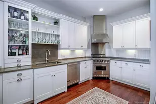 100 Stone Ridge Way, Fairfield, CT 06824 - Photo 3