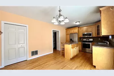 3 Songbird Lane #3, Farmington, CT 06032 - Photo 7