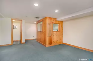 8 Crest Rd, Danbury, CT 06811 - Photo 25