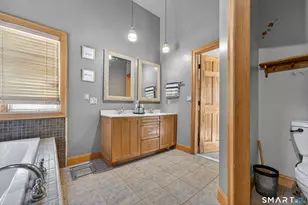 174 Westfort Dr, Meriden, CT 06451 - Photo 23