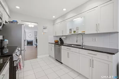 3977 Park Avenue #3977, Fairfield, CT 06825 - Photo 7