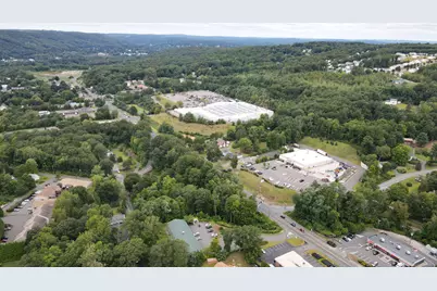 738 Beacon Valley Road, Naugatuck, CT 06770 - Photo 3