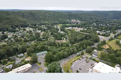 738 Beacon Valley Road, Naugatuck, CT 06770 - Photo 5