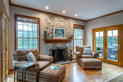 32 Sail Harbour Drive, New Fairfield, CT 06812 - Photo 7