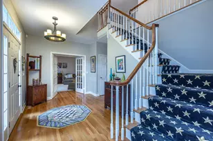 32 Sail Harbour Dr, New Fairfield, CT 06812 - Photo 3