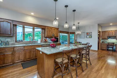 32 Sail Harbour Drive, New Fairfield, CT 06812 - Photo 11