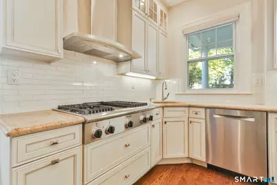 309 Milbank Avenue #1, Greenwich, CT 06830 - Photo 13