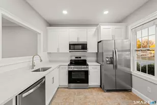 103 Cambridge Cmns, Middletown, CT 06457 - Photo 11