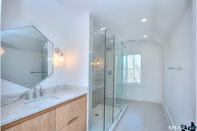 8 Loretta Court, Westport, CT 06880 - Photo 35