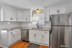 68 Cooper Hill St, Manchester, CT 06040 - Photo 9