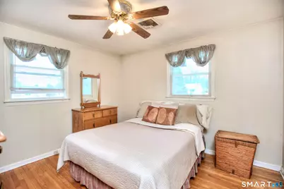 38 Hollywood Avenue, Milford, CT 06460 - Photo 11