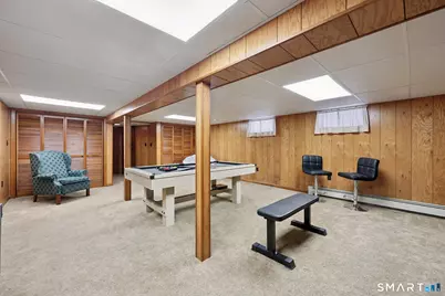 10 Hislop Street, New London, CT 06320 - Photo 19