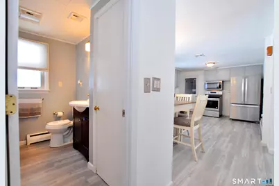 548 Mulberry Street, Windsor Locks, CT 06096 - Photo 19