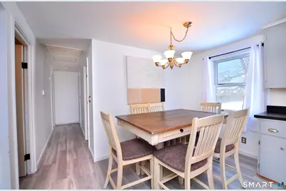 548 Mulberry Street, Windsor Locks, CT 06096 - Photo 13