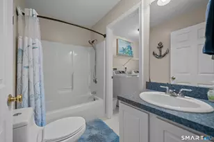 374 Meridian St Ext, Groton, CT 06340 - Photo 17