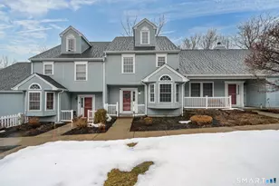 374 Meridian St Ext, Groton, CT 06340 - Photo 1