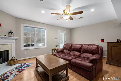 374 Meridian St Extension #APT 68, Groton, CT 06340 - Photo 13